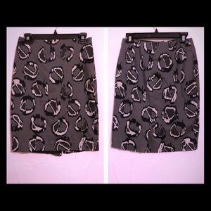 Ann Taylor skirt in great condition